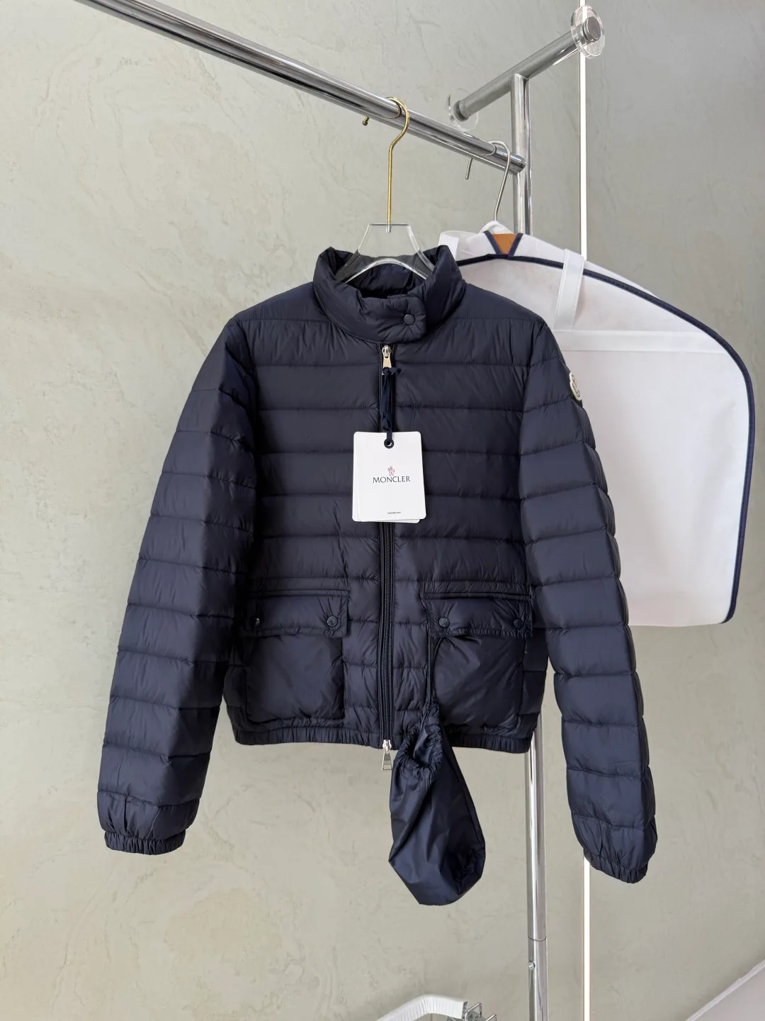 Куртки И Пуховики Женские Moncler 18043489