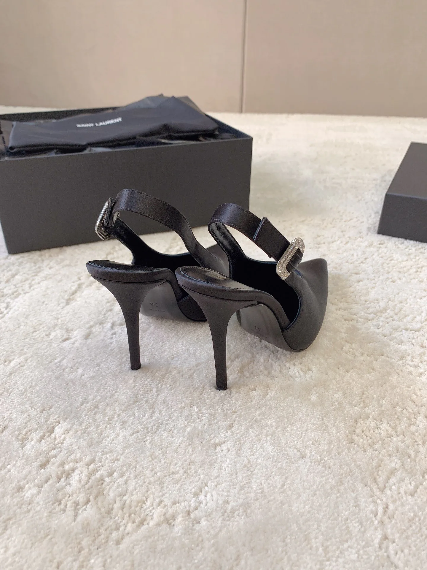 Туфли Женские Saint Laurent 4348548