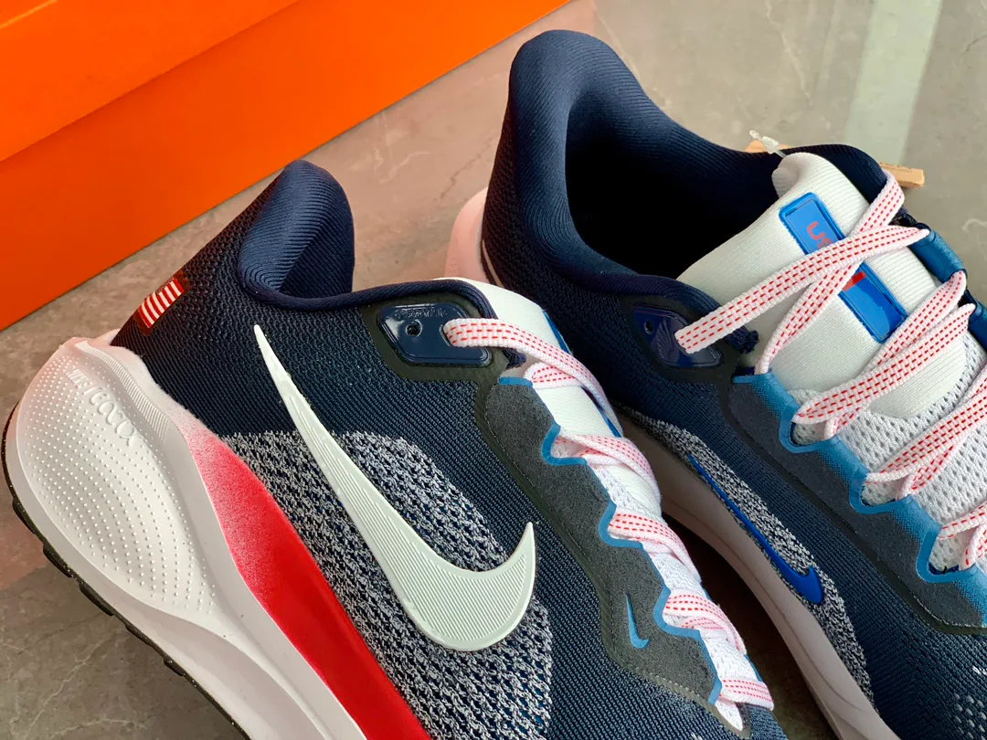 Кроссовки Женские Nike 5160