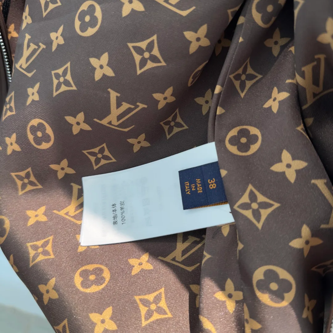 Кожаные Куртки И Дублёнки Женские Louis Vuitton 17474153