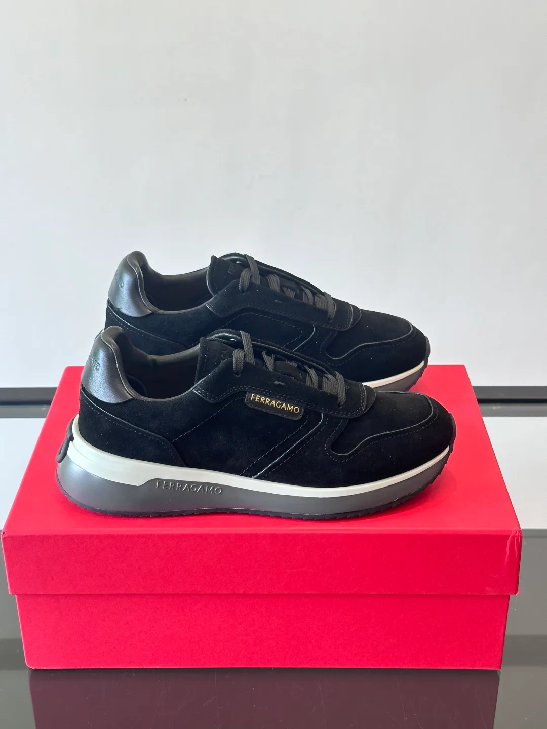 Кроссовки Мужские Salvatore Ferragamo 19623609