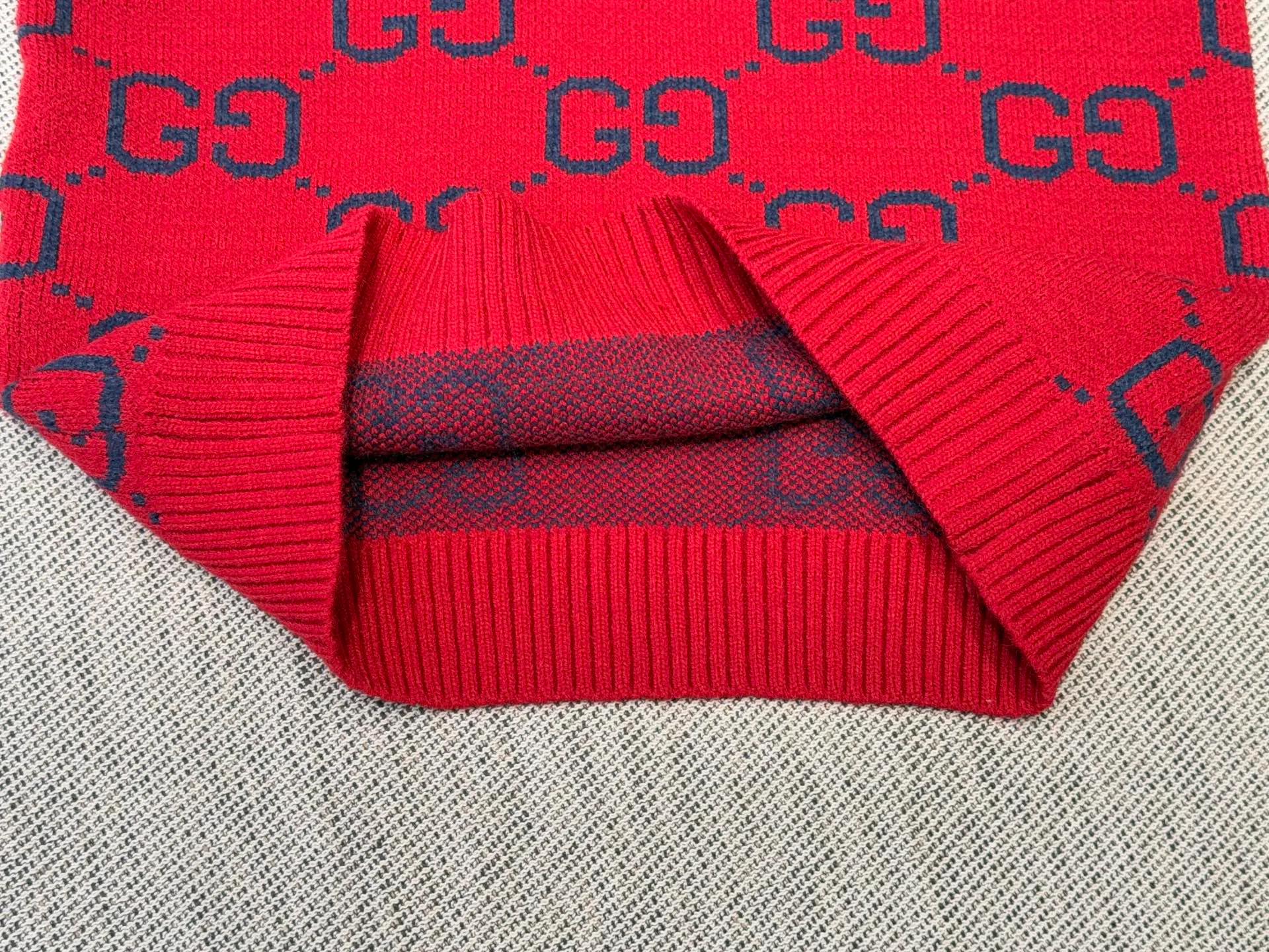 Джемперы И Свитеры Женские Gucci 3800630