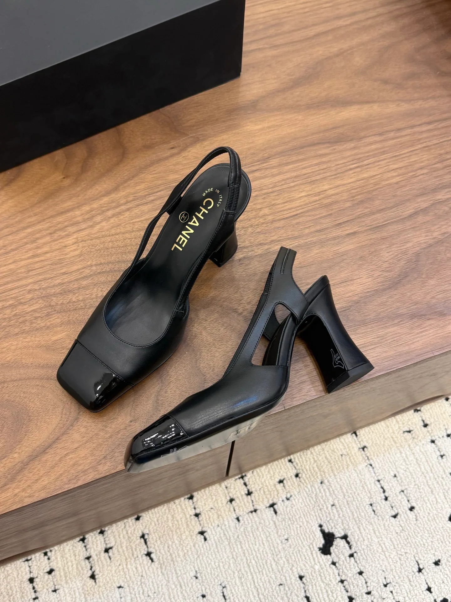 Туфли Женские Chanel 13230707