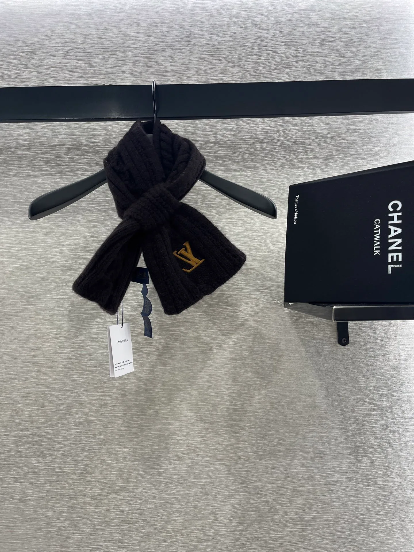 Шарфы Louis Vuitton 785386