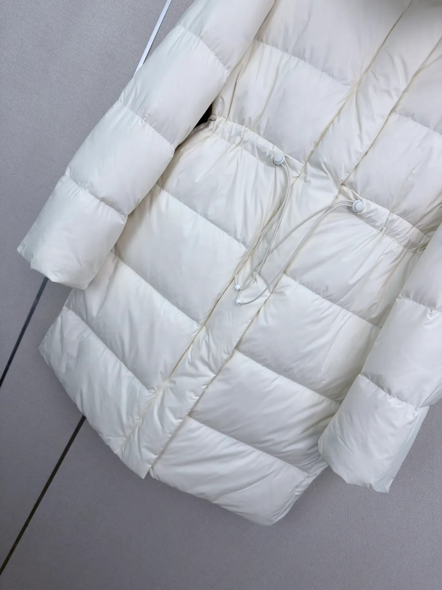Куртки И Пуховики Женские Canada Goose 18600933