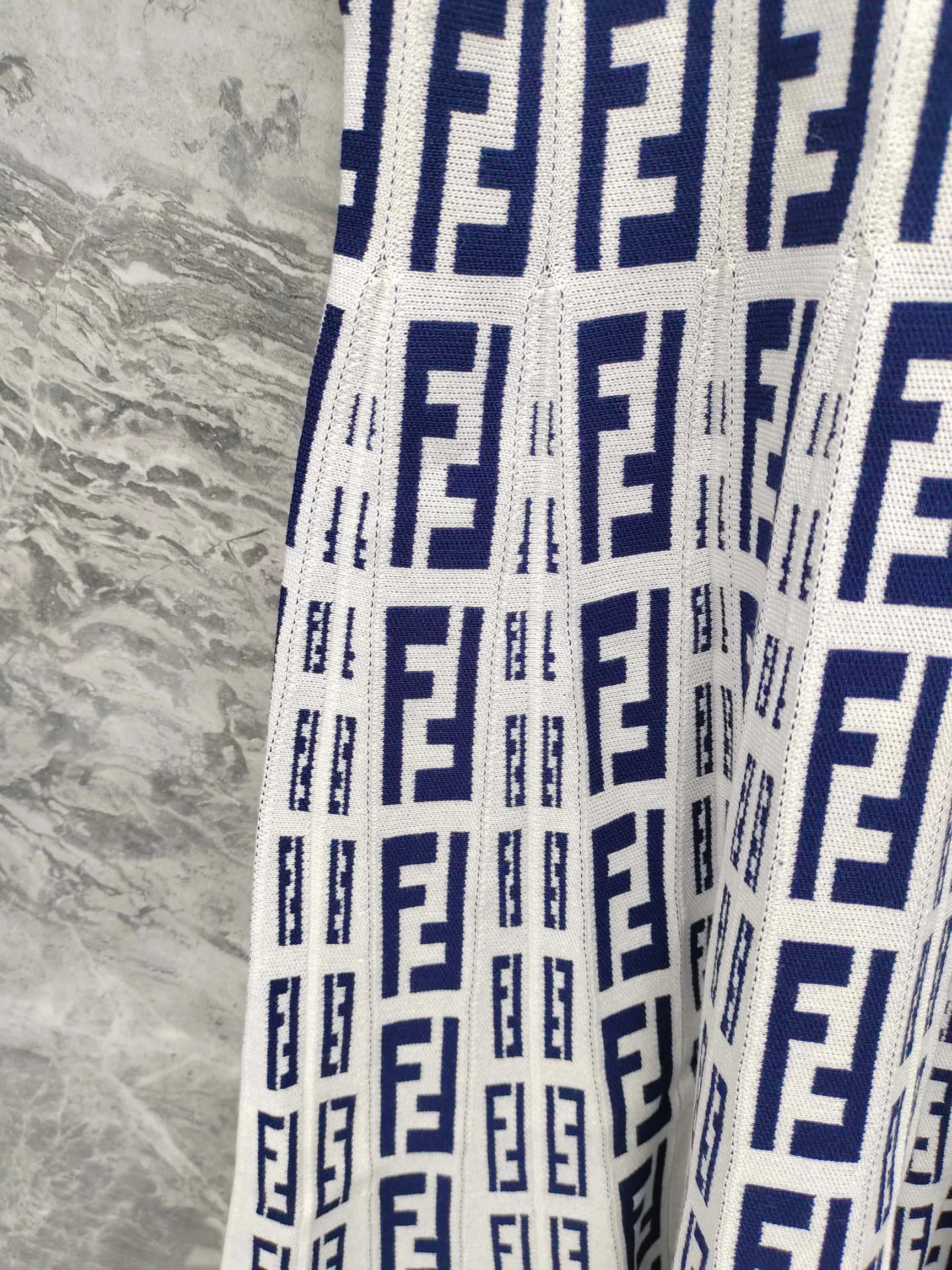 Платья Женские Fendi 18743538