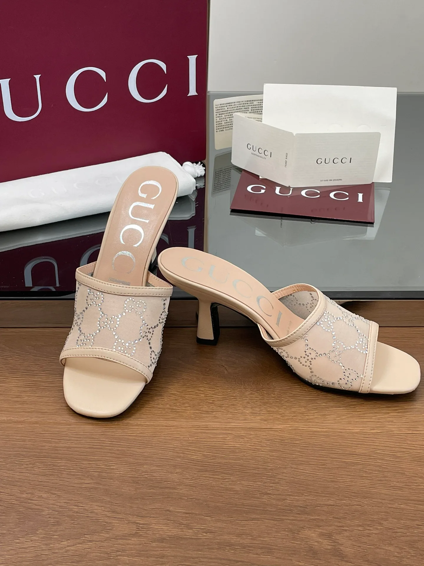 Босоножки Женские Gucci 13413369