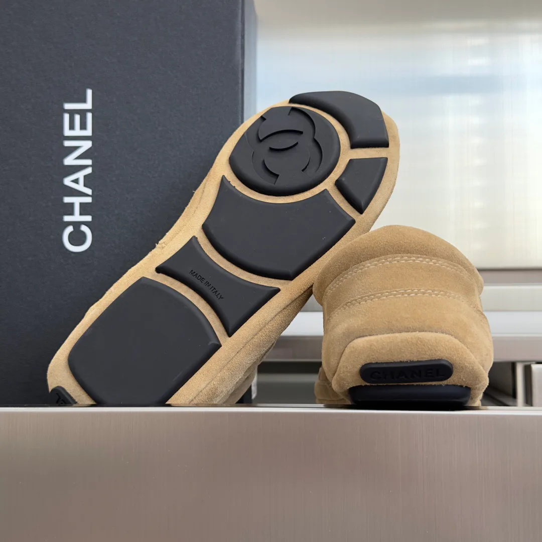 Кроссовки Женские Chanel 19175867