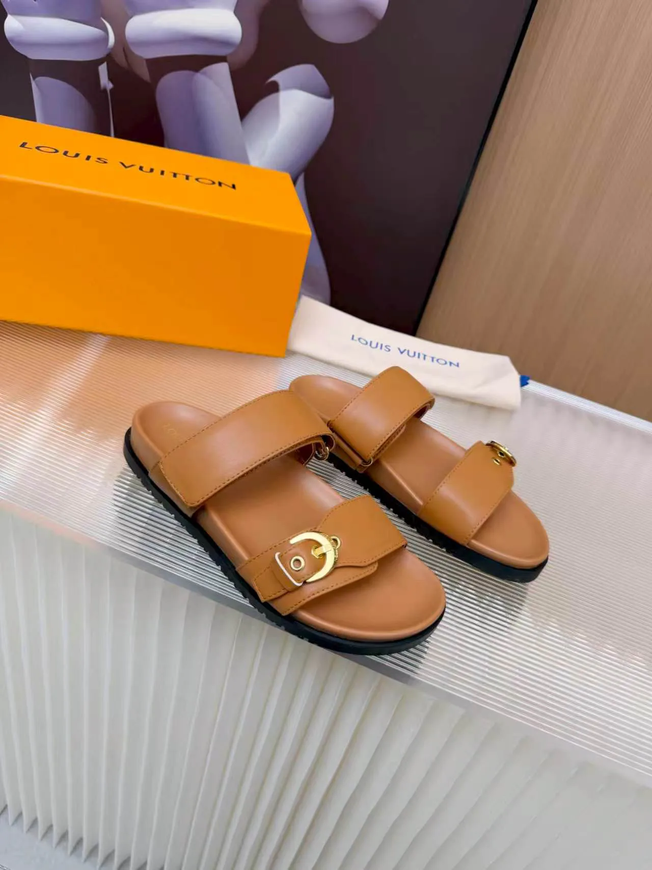 Шлепанцы Женские Louis Vuitton 11633027