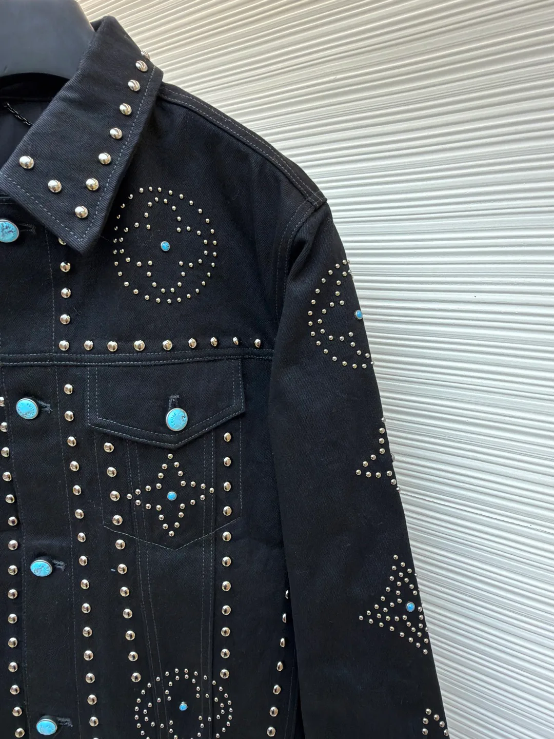 Куртки И Пуховики Мужские Louis Vuitton 9033827