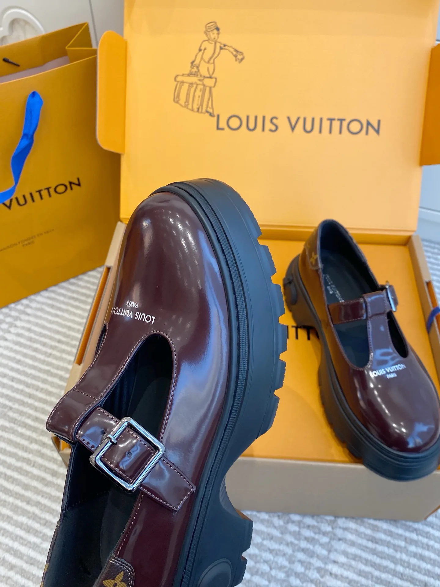 Туфли Женские Louis Vuitton 11304093