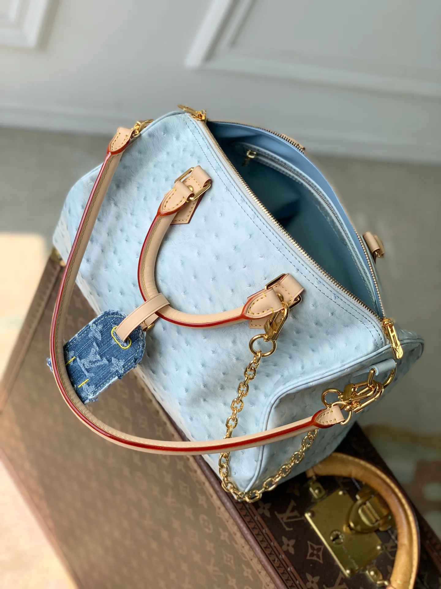 Классические Сумки Женские Louis Vuitton 18147542