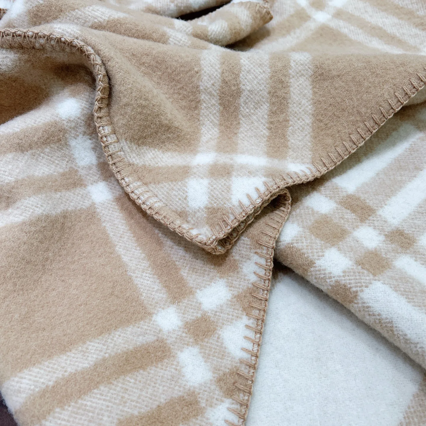 Шарфы Burberry 754505