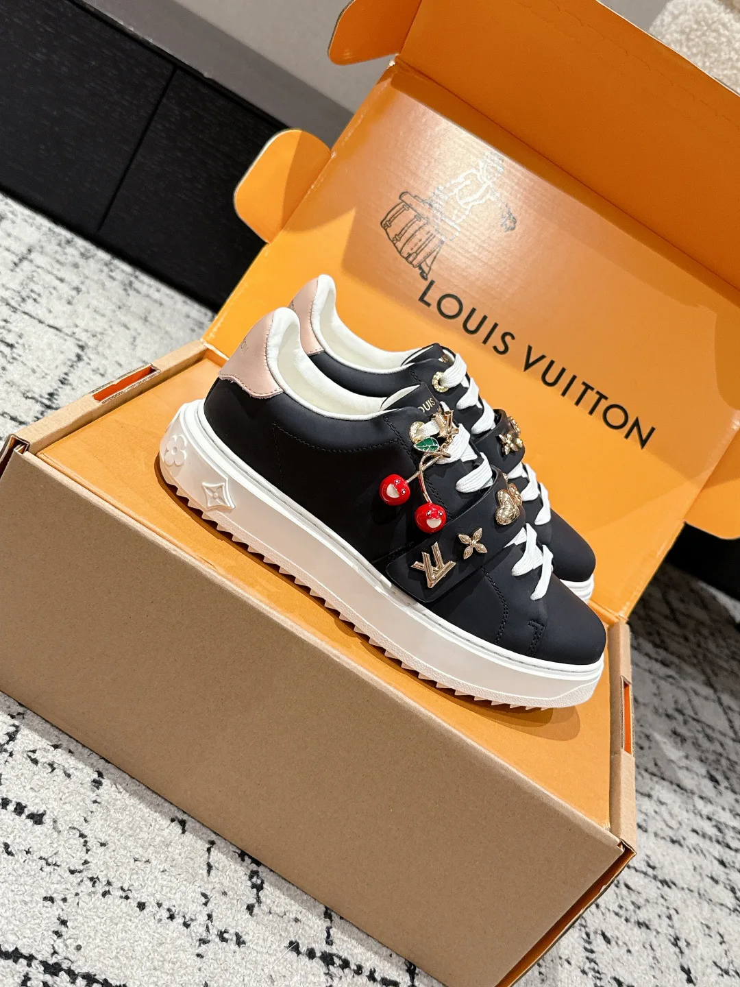 Кеды Женские Louis Vuitton 11214834