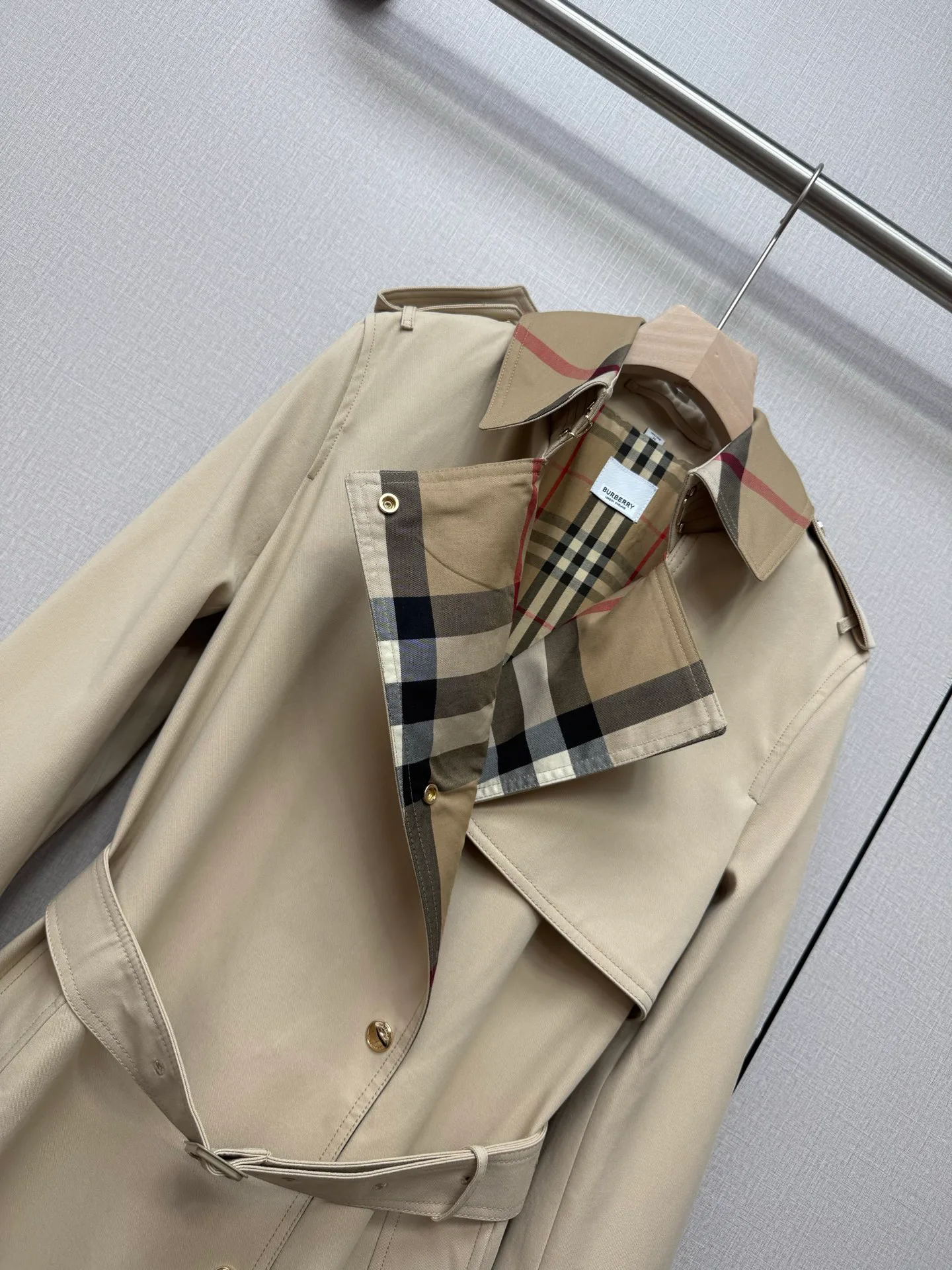 Тренчи Женские Burberry 19100480