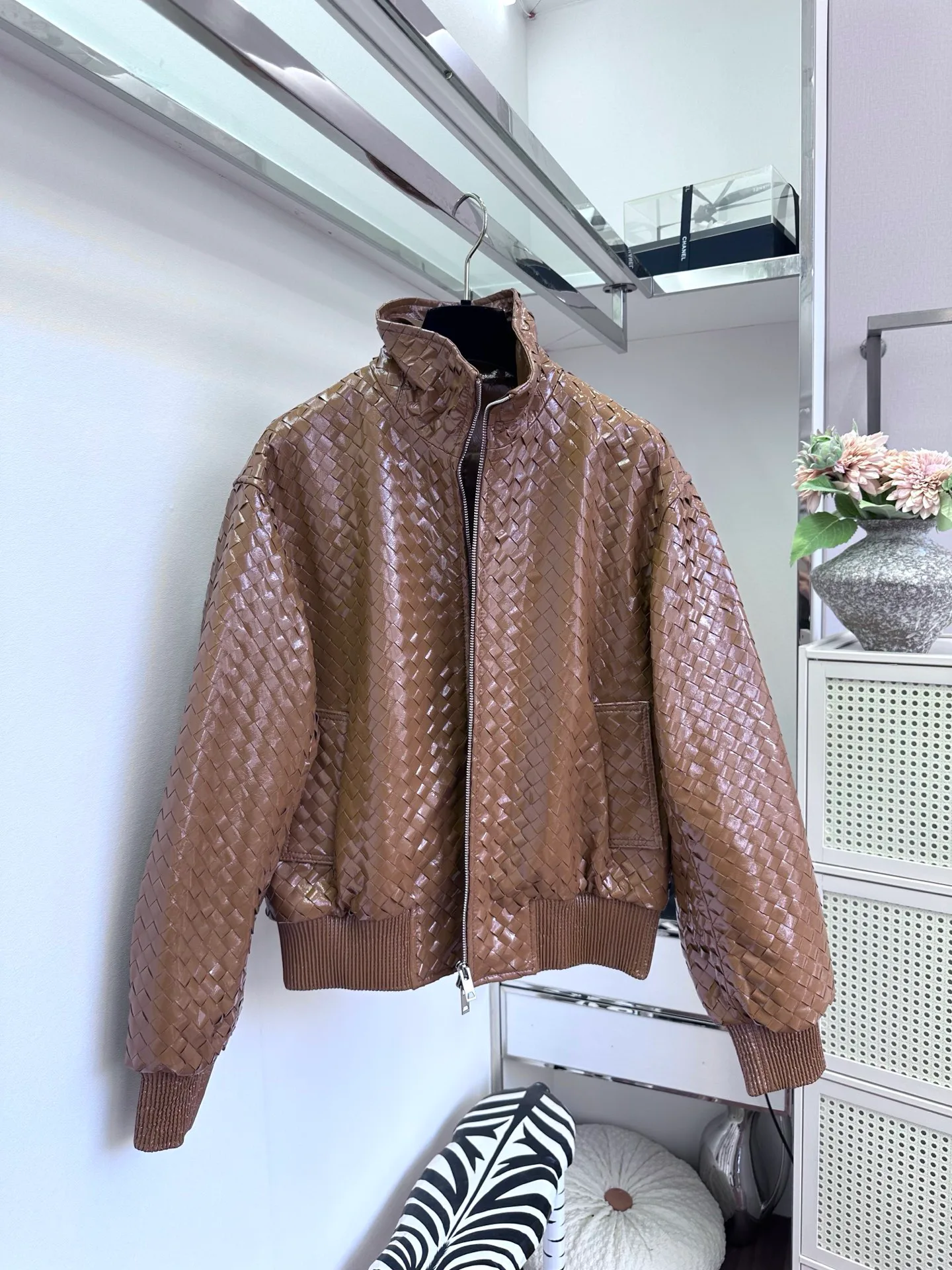 Кожаные Куртки И Дублёнки Женские Bottega Veneta 18721840