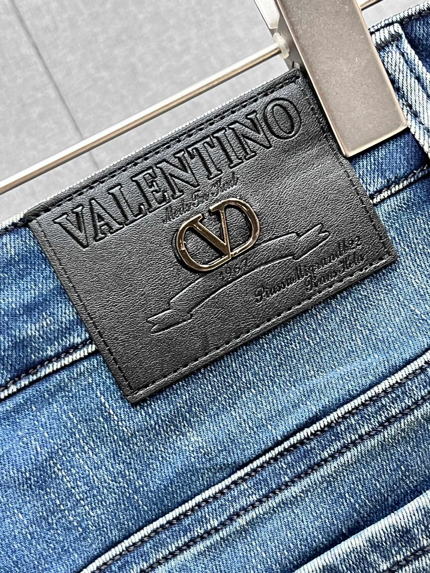 Джинсы Женские Valentino 9175063