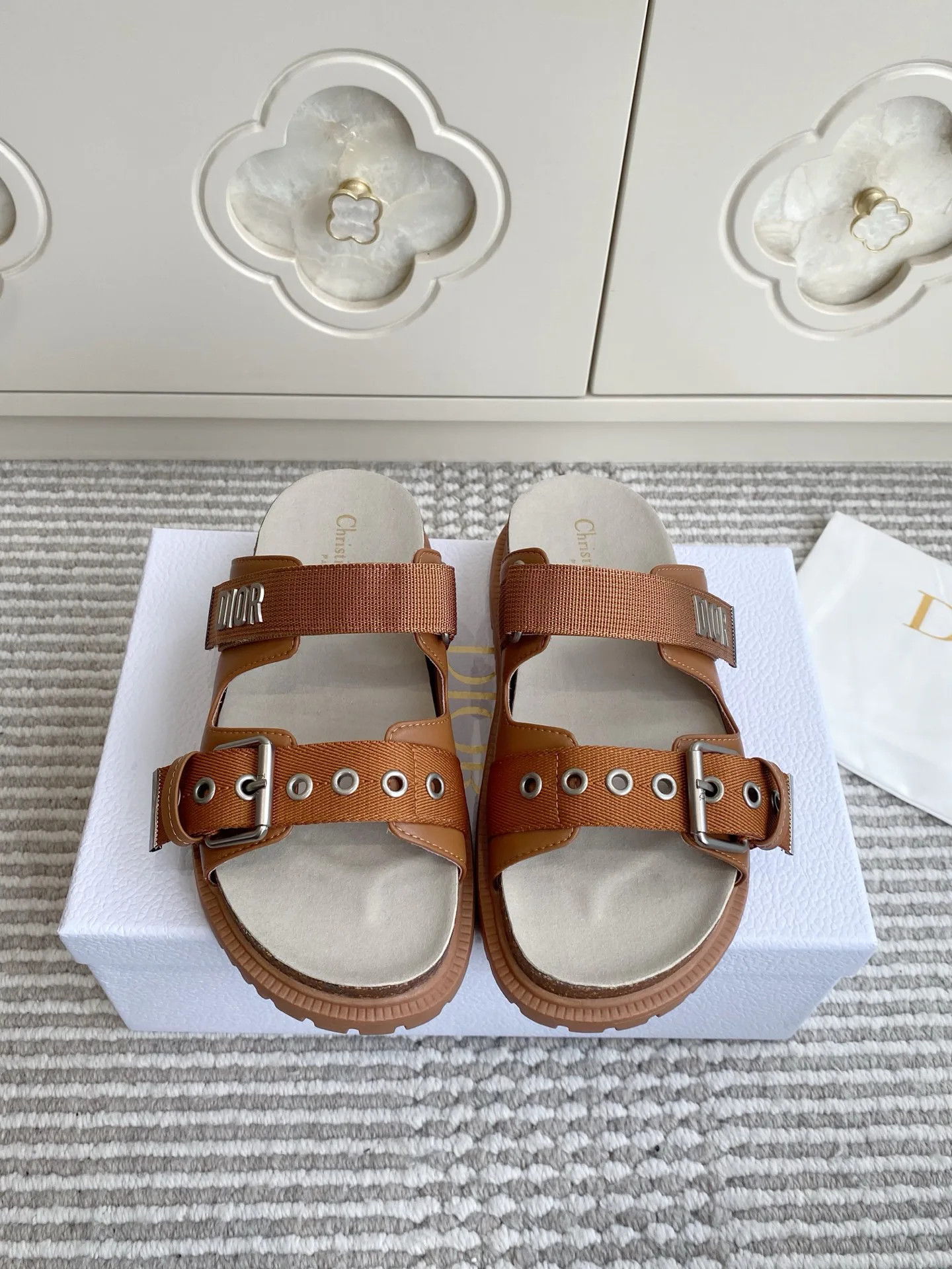 Сандалии Женские Christian Dior 12958196