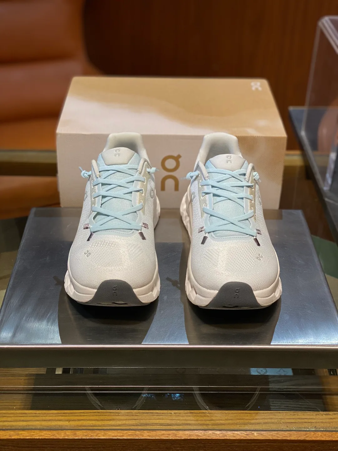 Кроссовки Женские Loewe 11517926