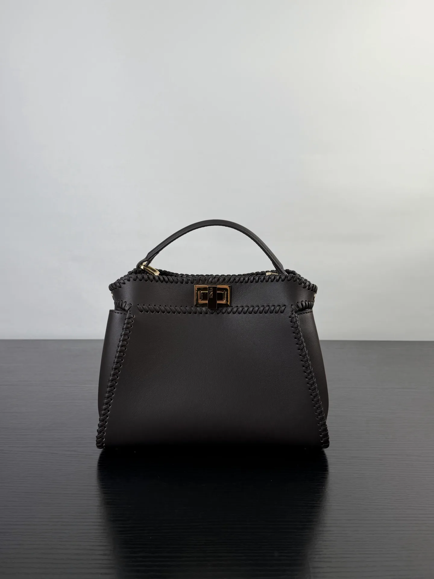 Классические Сумки Женские Fendi 13234525