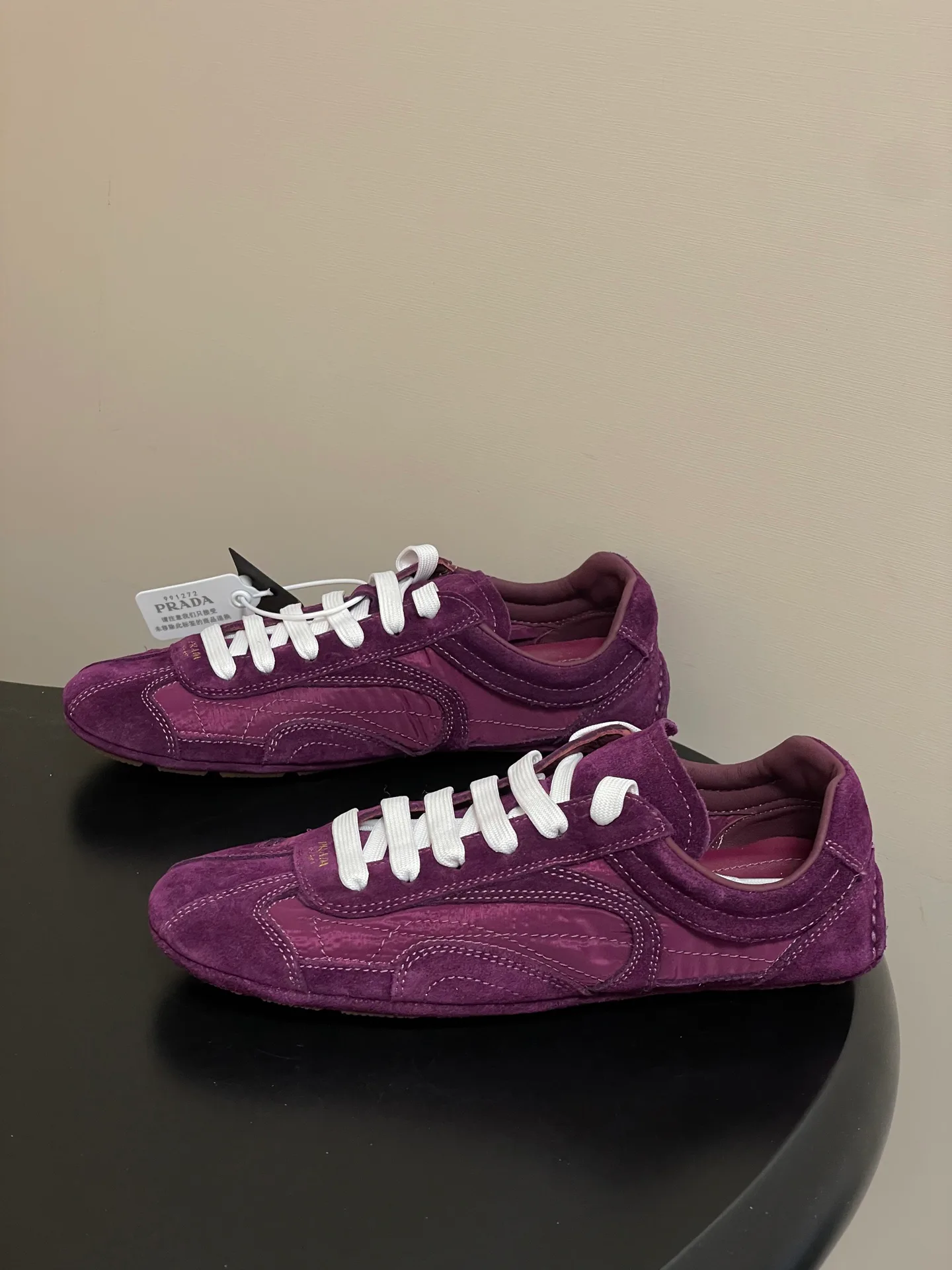 Кроссовки Женские Prada 12810936