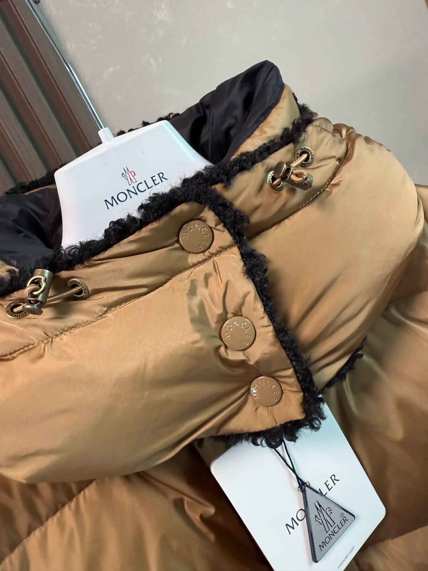 Куртки И Пуховики Женские Moncler 18825234