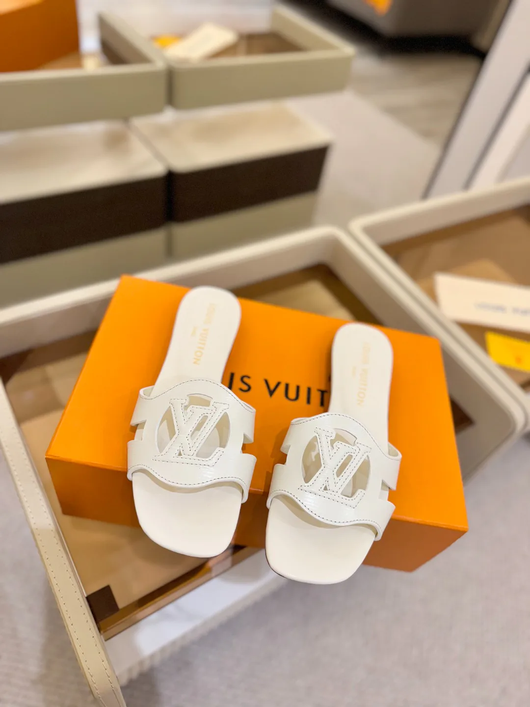 Сандалии Женские Louis Vuitton 9623527