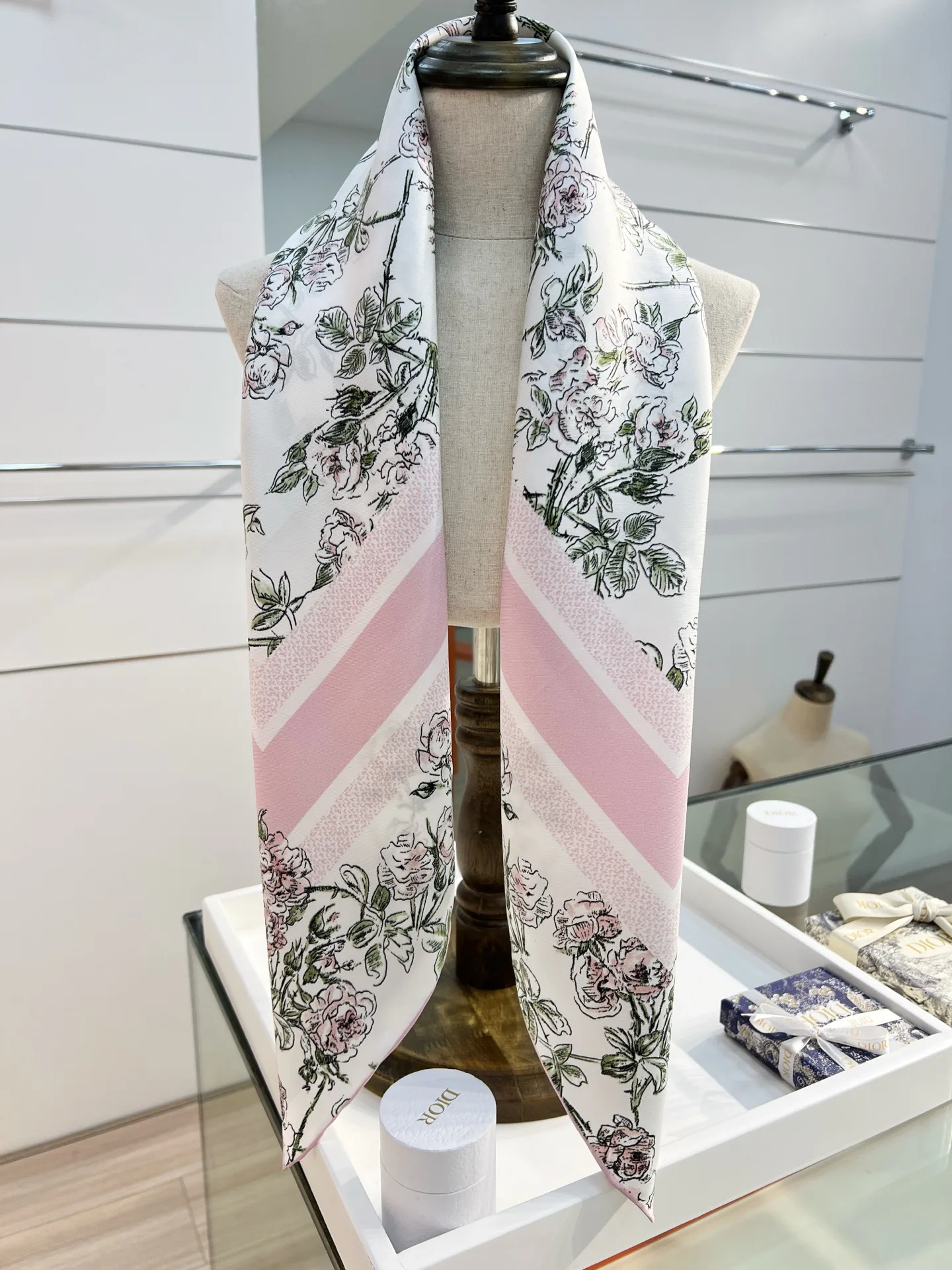 Шарфы Christian Dior 577718