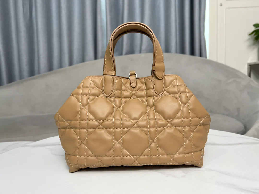 Классические Сумки Женские Christian Dior 11775942