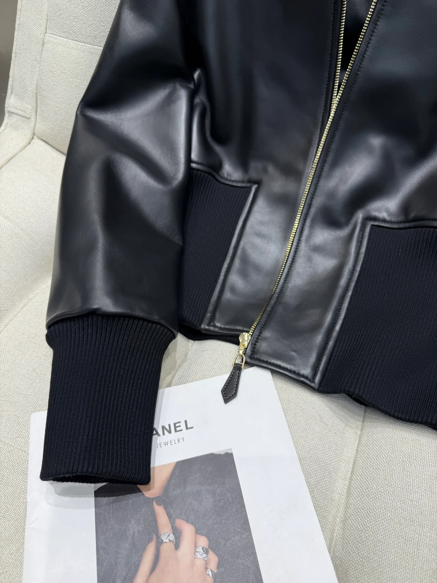 Кожаные Куртки И Дублёнки Женские Alaia 10624727