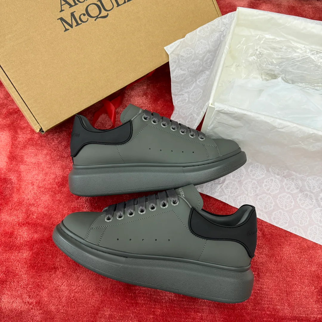Кроссовки Женские Alexander Mcqueen 11472835