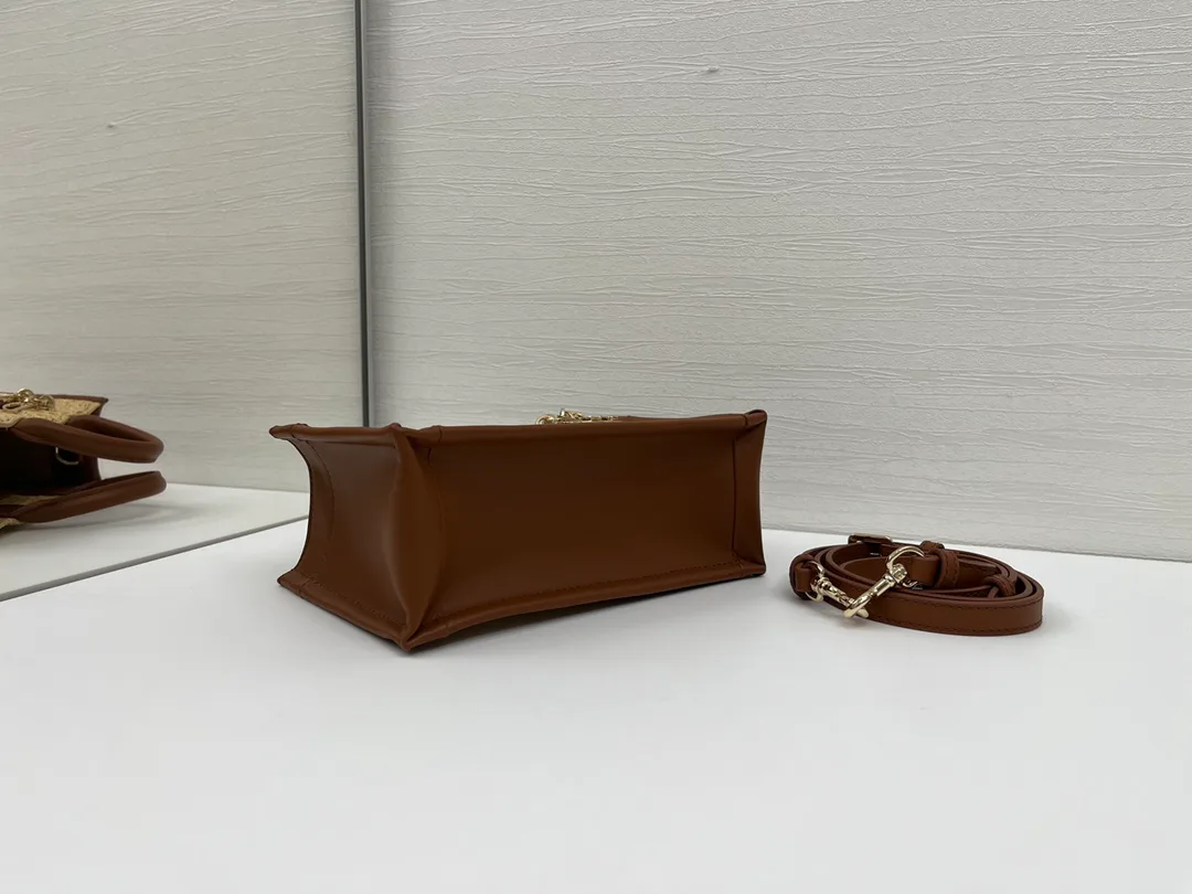 Классические Сумки Женские Christian Dior 11630091