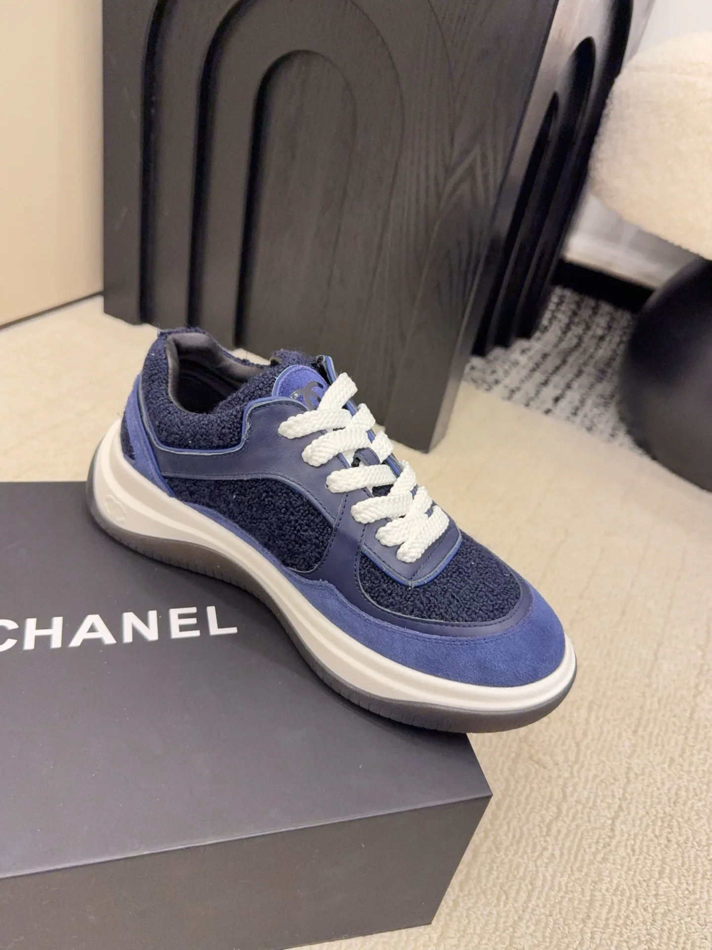 Кроссовки Женские Chanel 403316