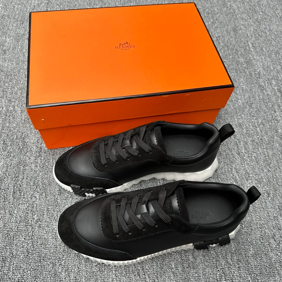 Кроссовки Женские Hermes 18076179
