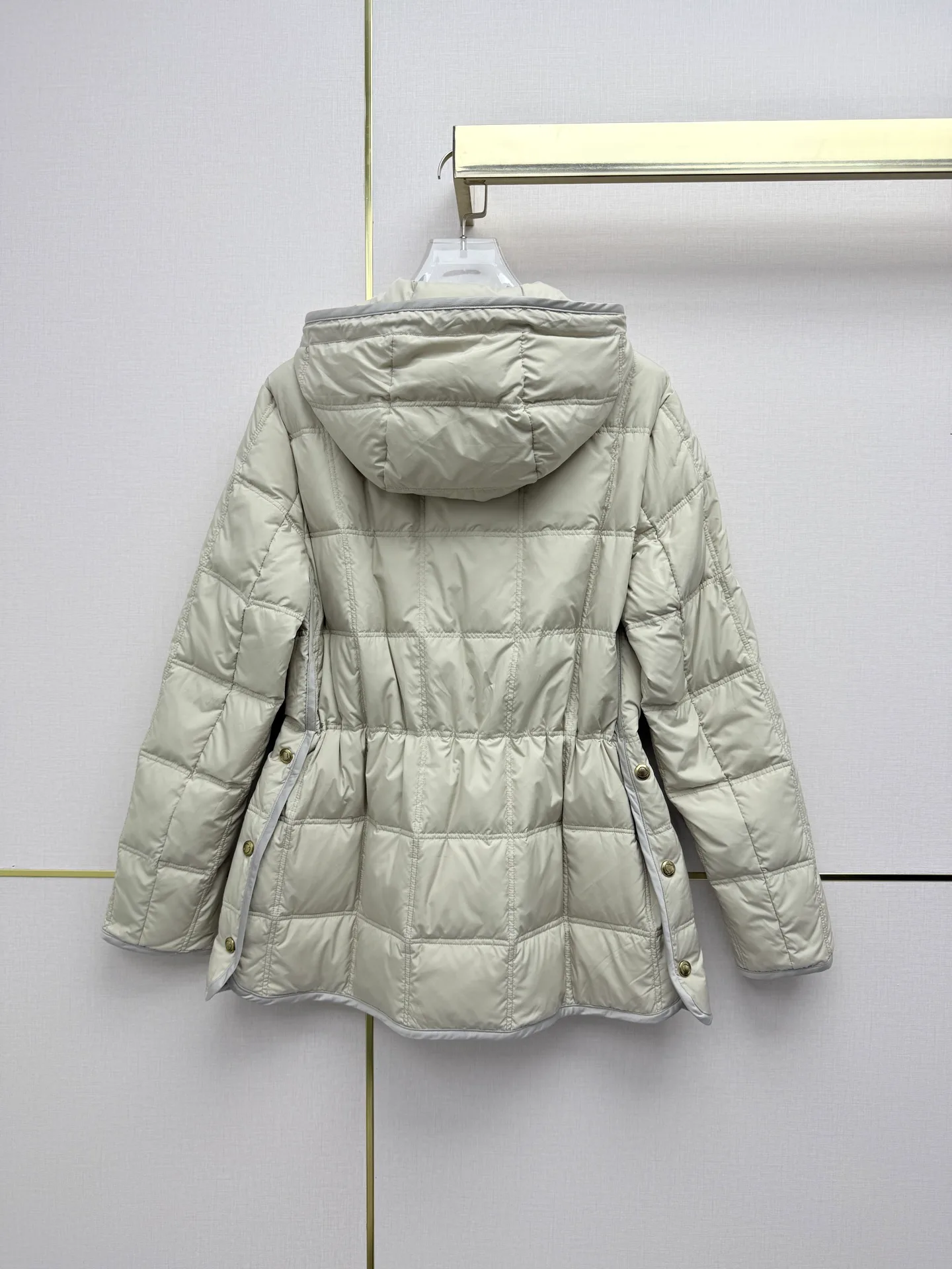 Куртки И Пуховики Женские Moncler 18435814