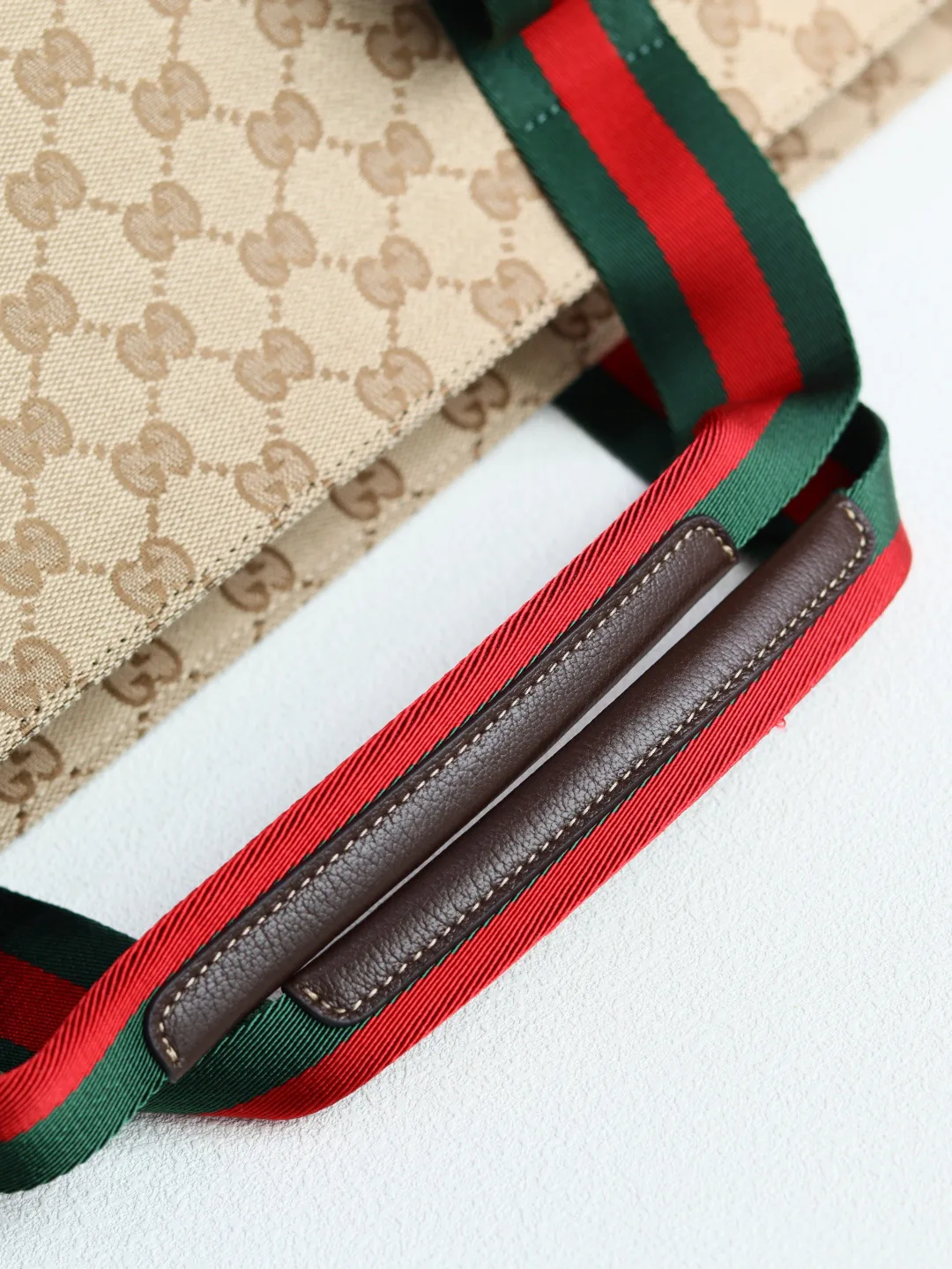 Классические Сумки Женские Gucci 17851301