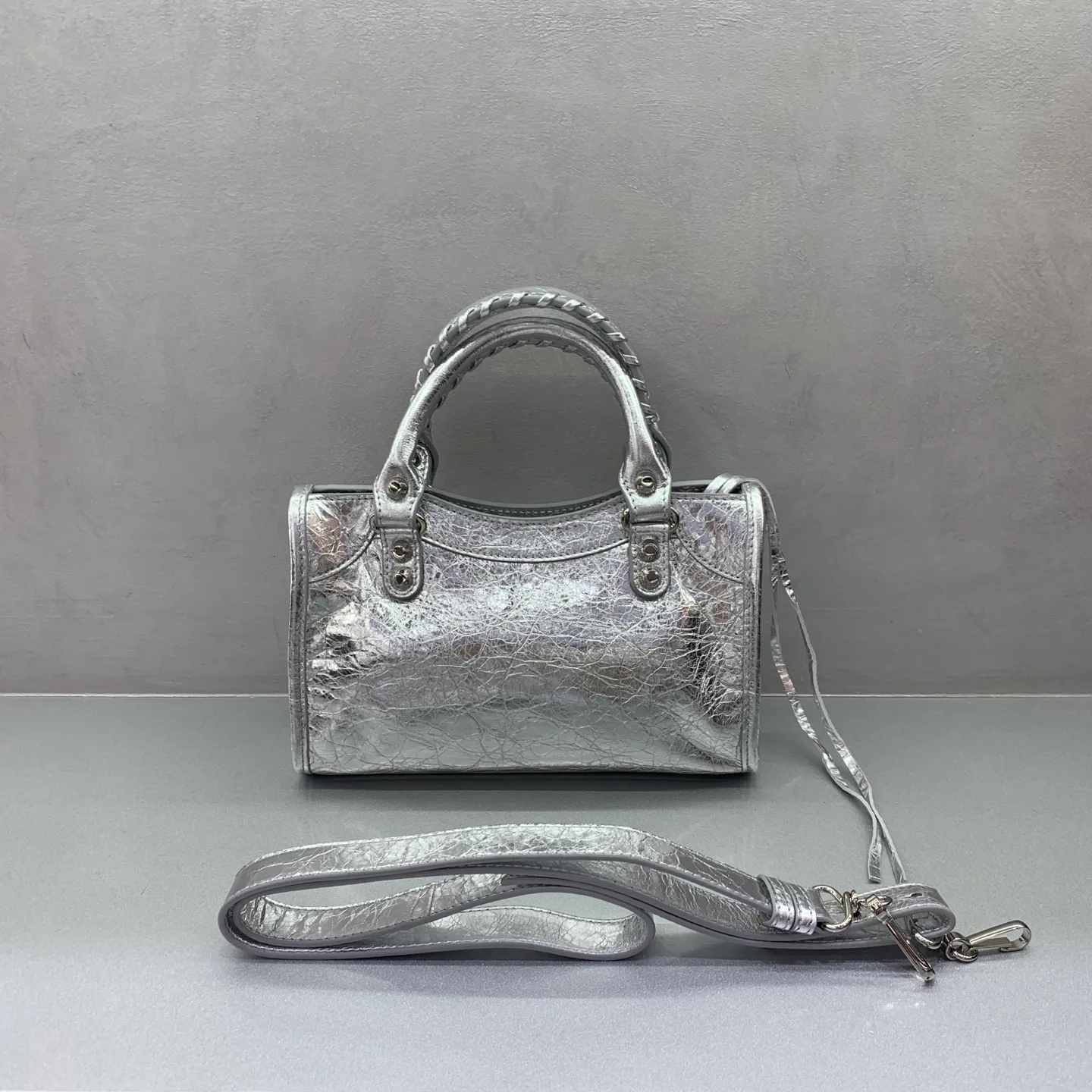 Классические Сумки Женские Balenciaga 5032475