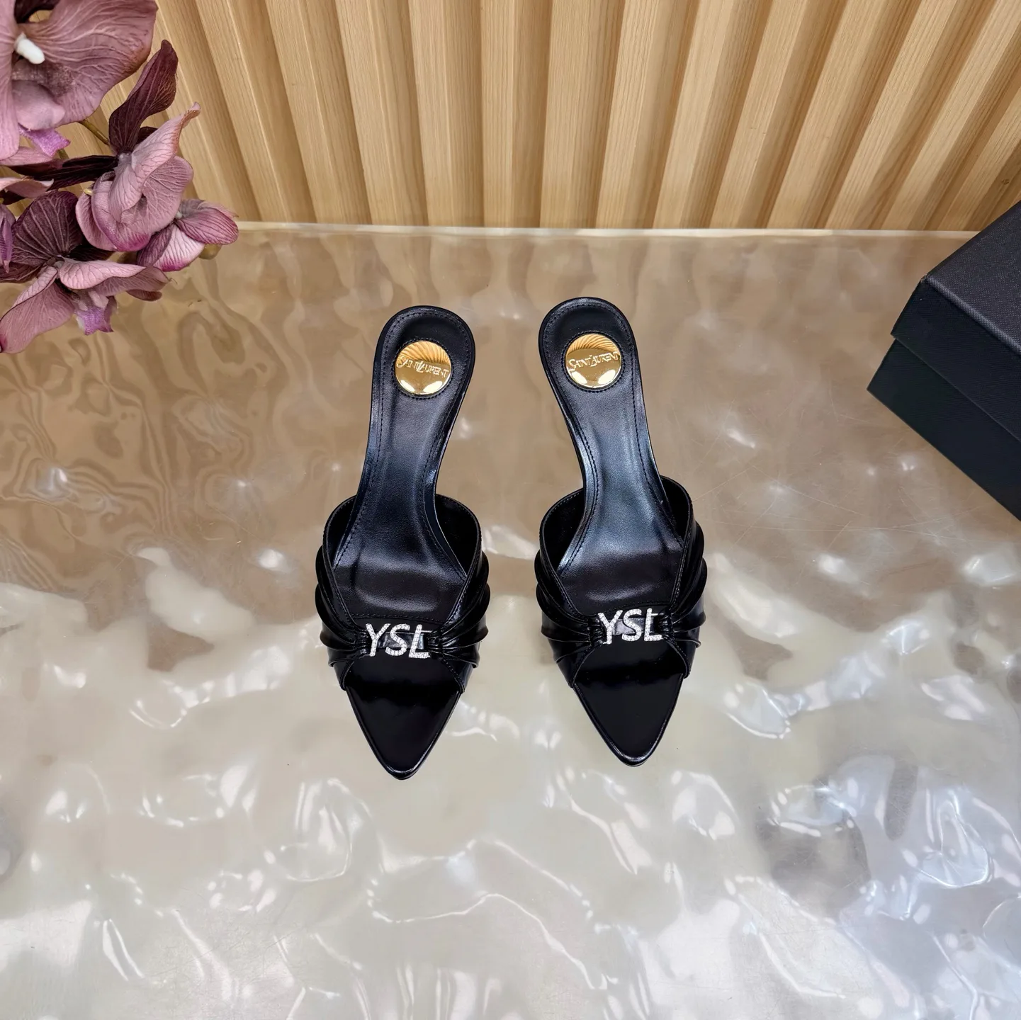 Босоножки Женские Saint Laurent 11660280