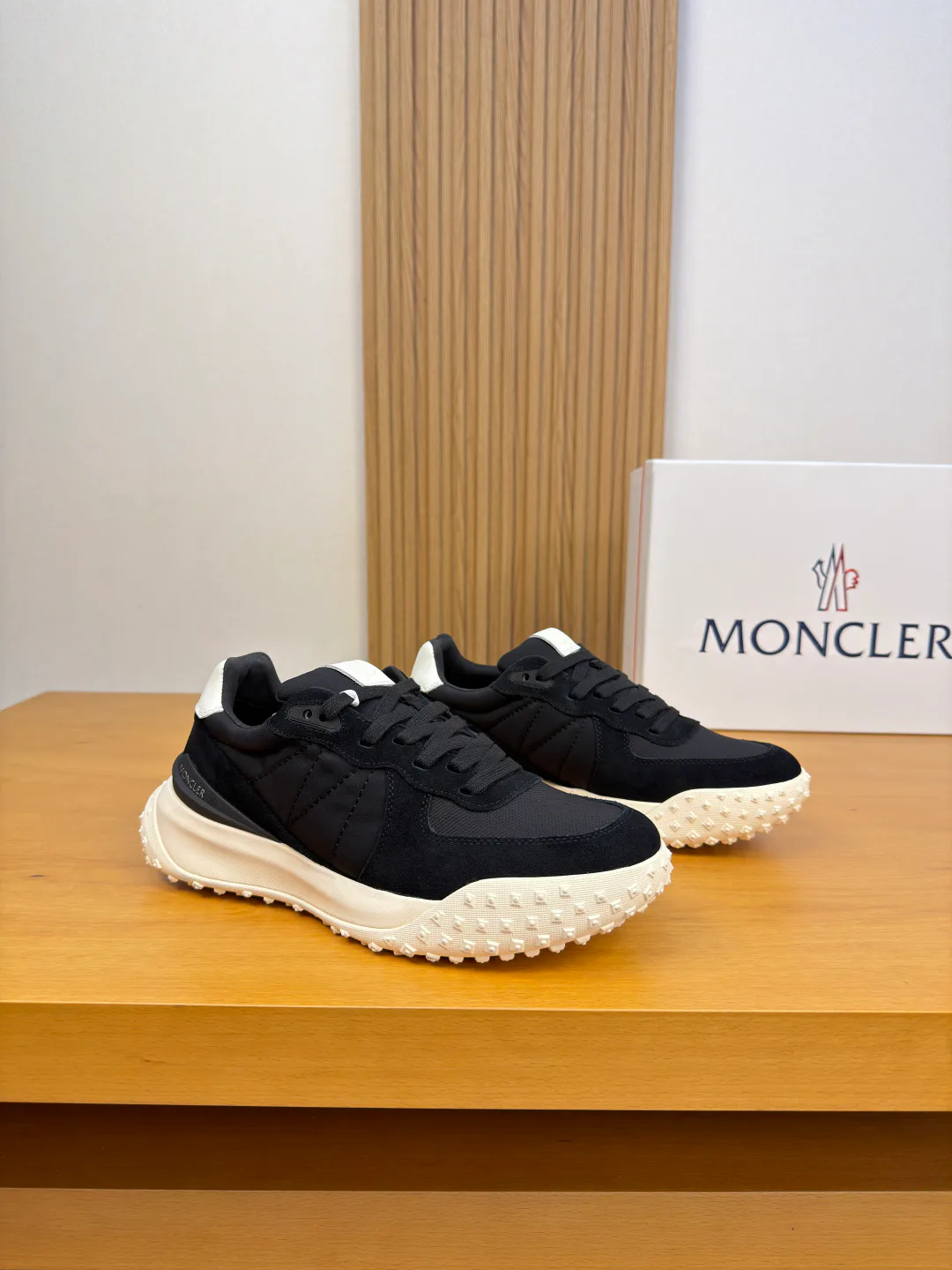 Кроссовки Мужские Moncler 19116758