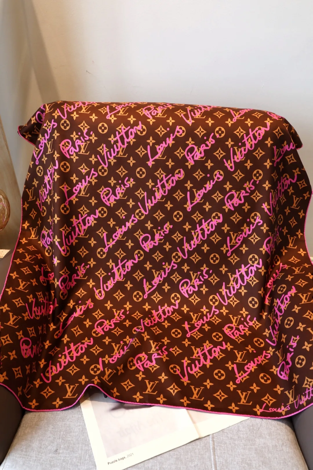 Шарфы Louis Vuitton 12737696