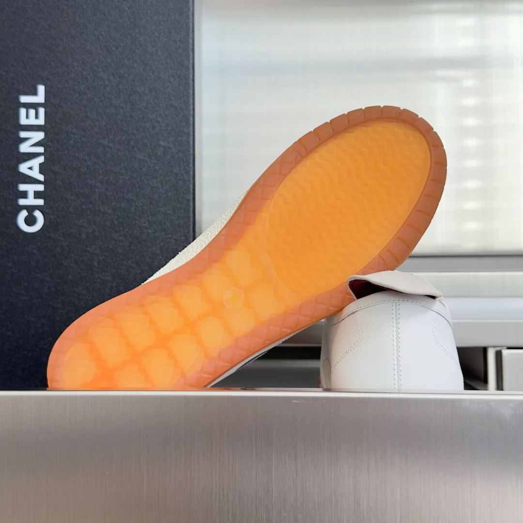 Кроссовки Женские Chanel 12828842