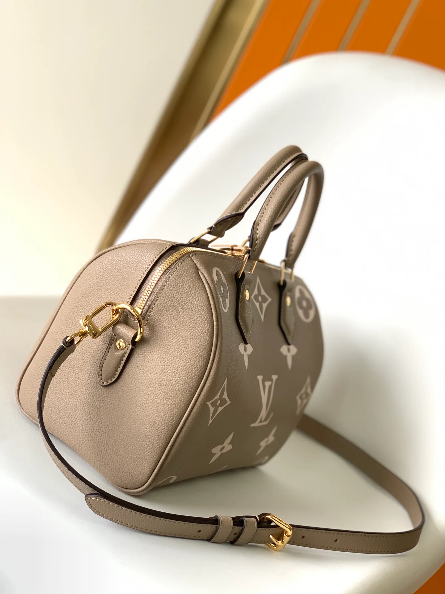 Классические Сумки Женские Louis Vuitton 17813558