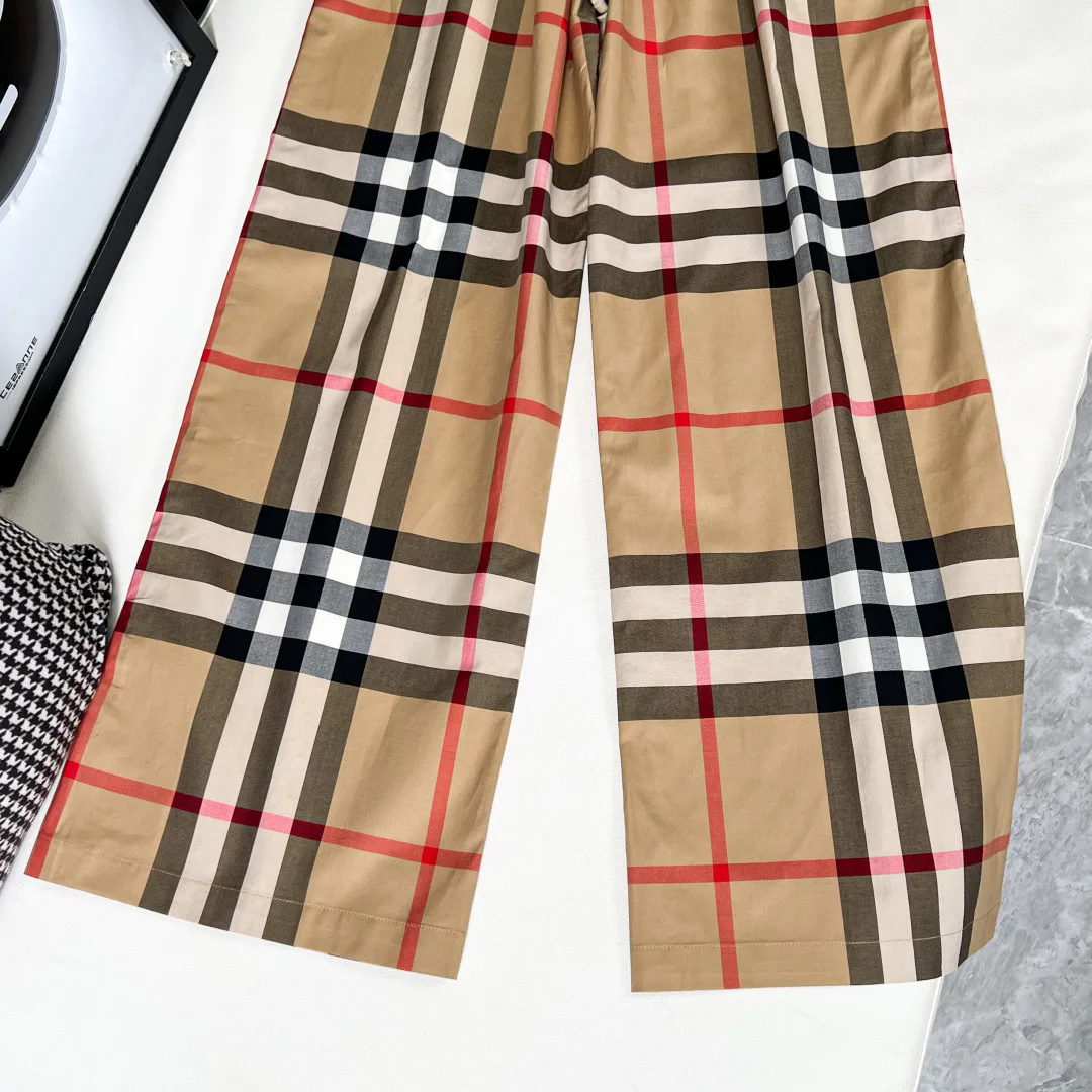 Шорты Женские Burberry 4211949