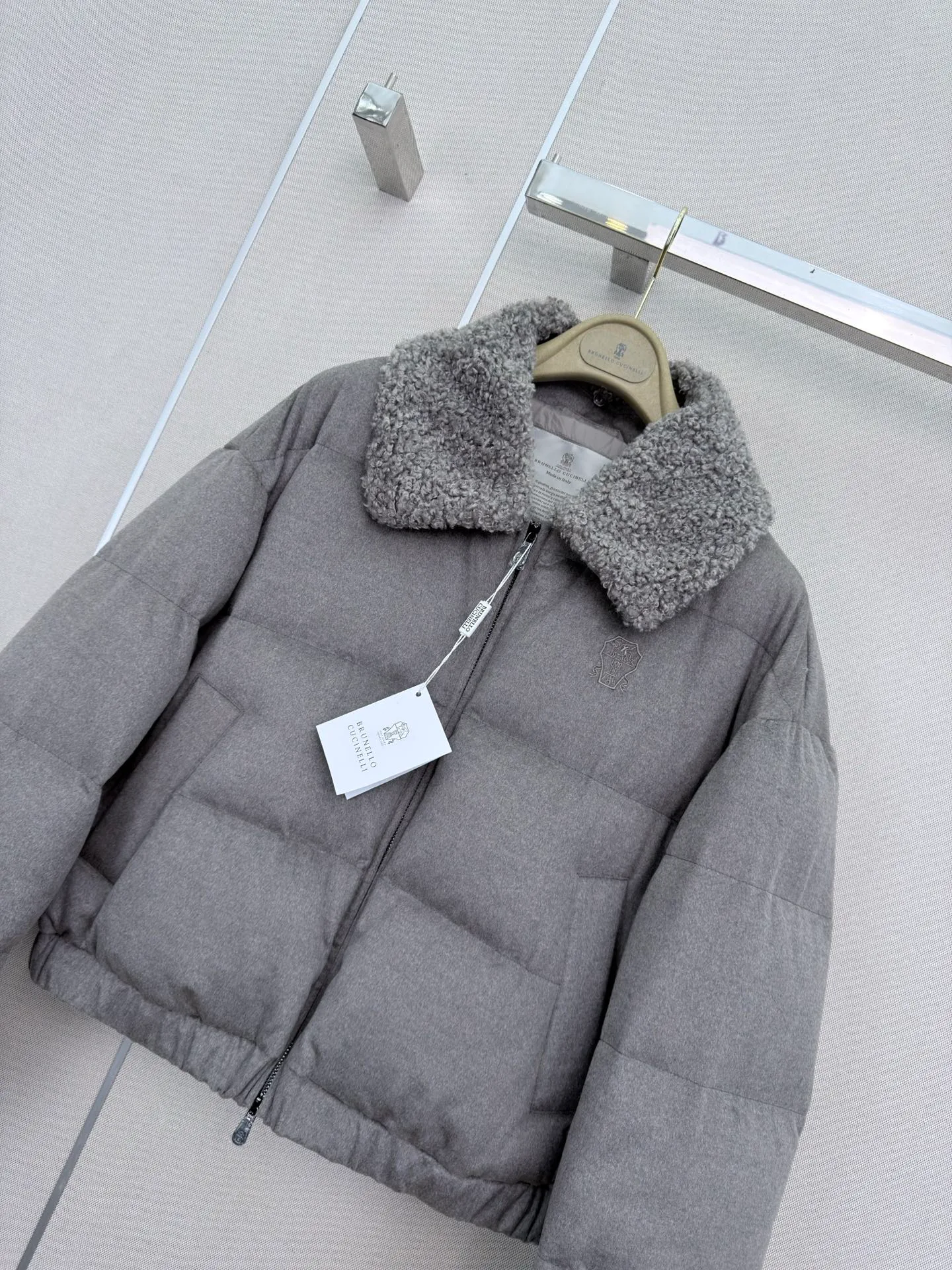 Куртки И Пуховики Женские Brunello Cucinelli 18185770