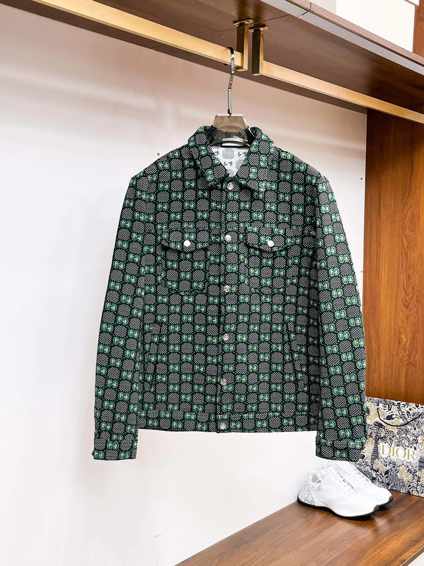 Куртки И Пуховики Мужские Gucci 18197240