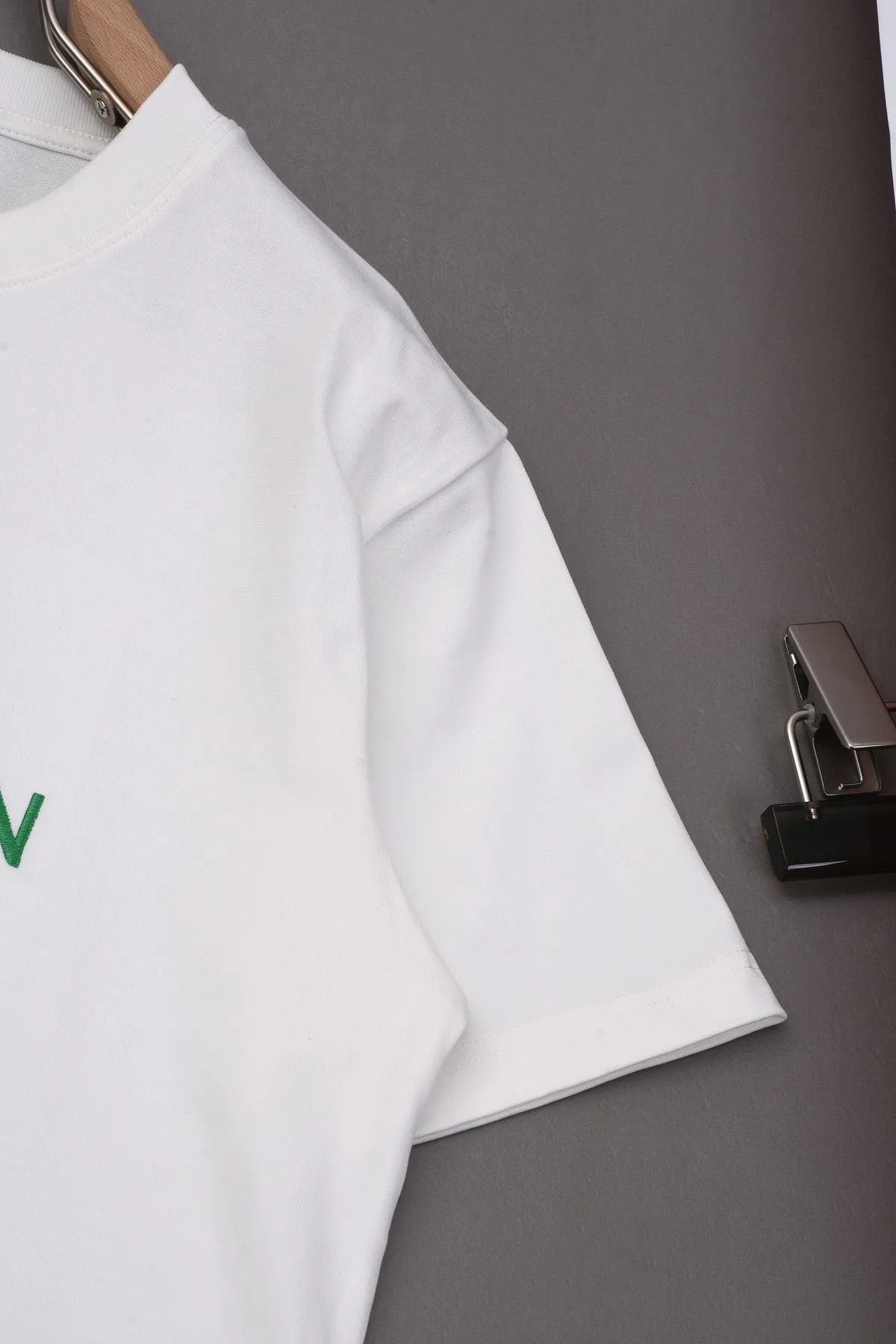 Футболки Женские Louis Vuitton 2406