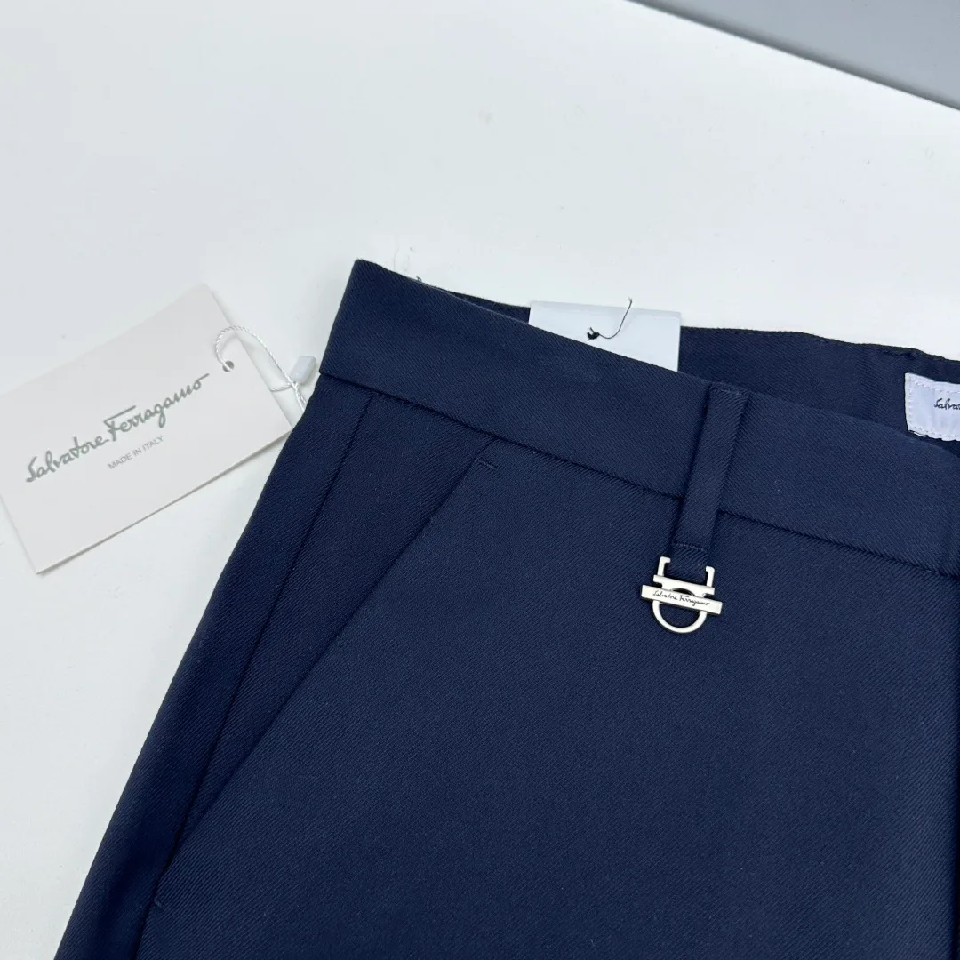 Брюки Мужские Salvatore Ferragamo 18246807