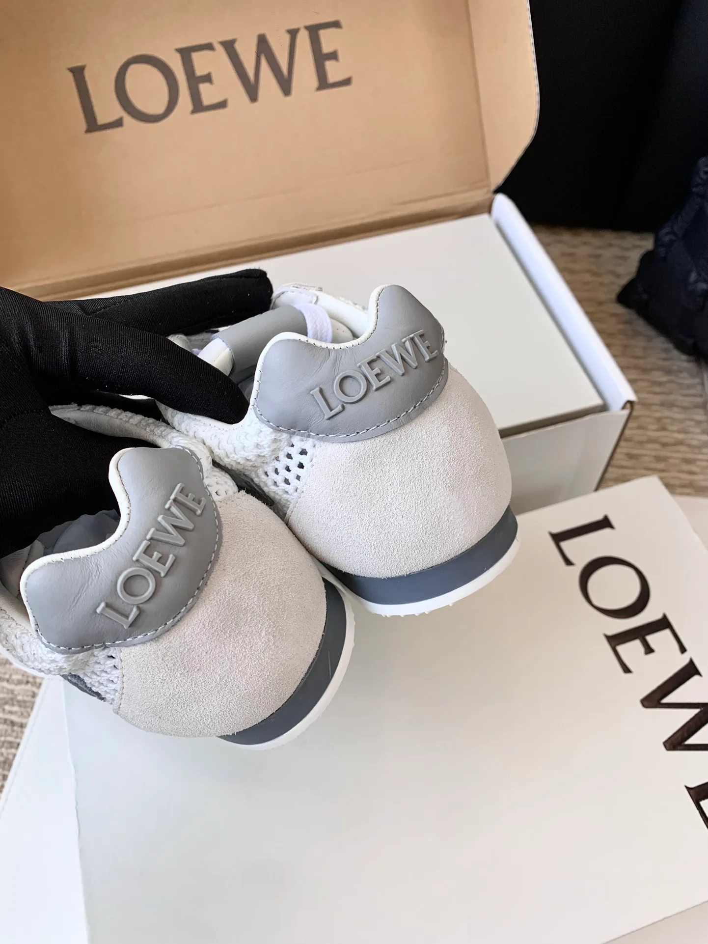 Кроссовки Женские Loewe 17539008
