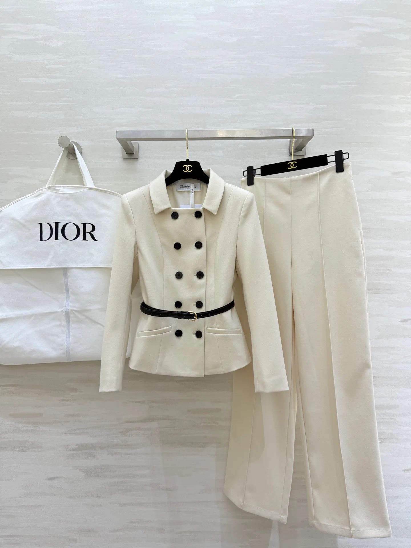 Костюмы Мужские Christian Dior 9670010