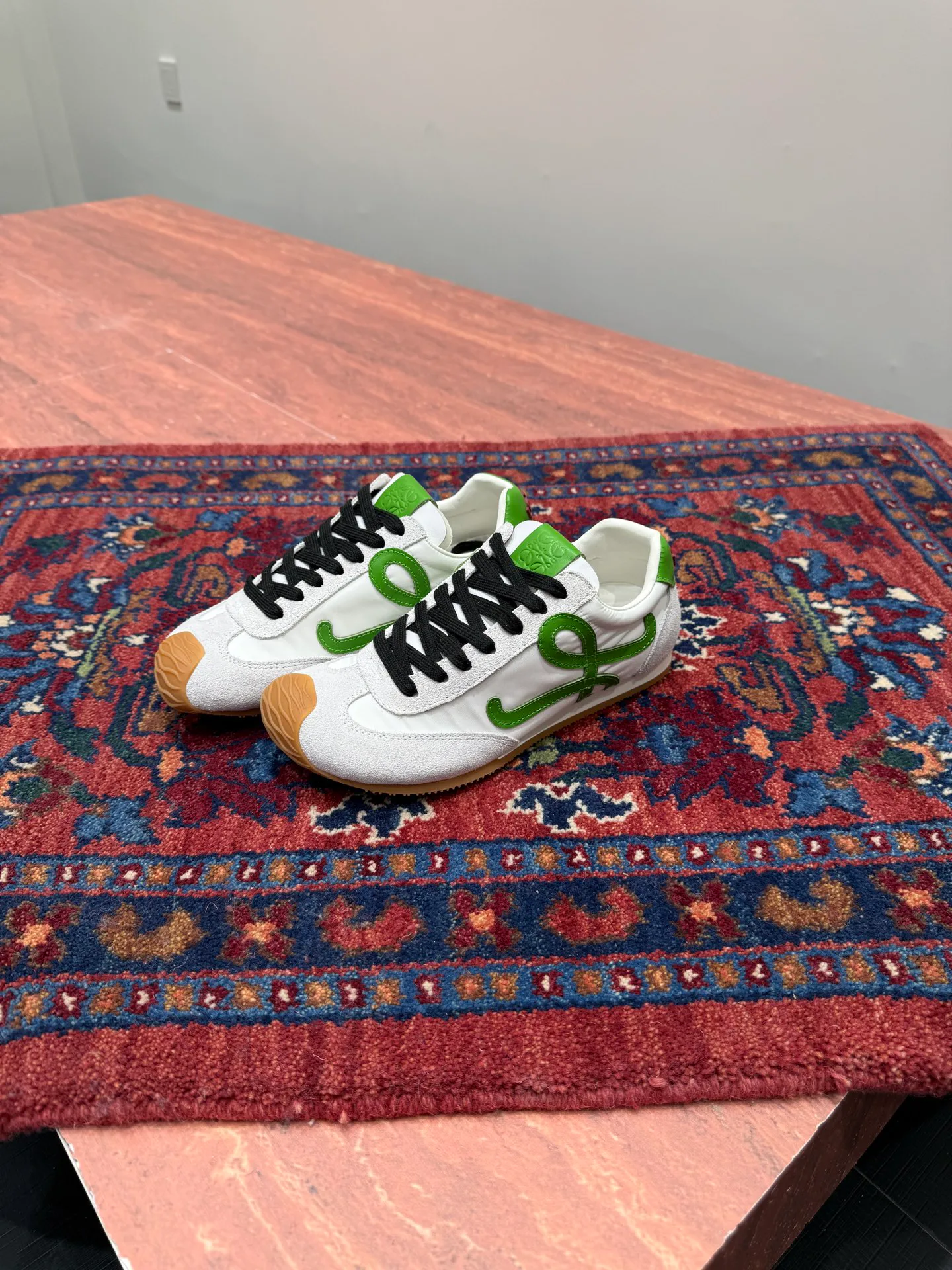 Кроссовки Женские Loewe 11250679